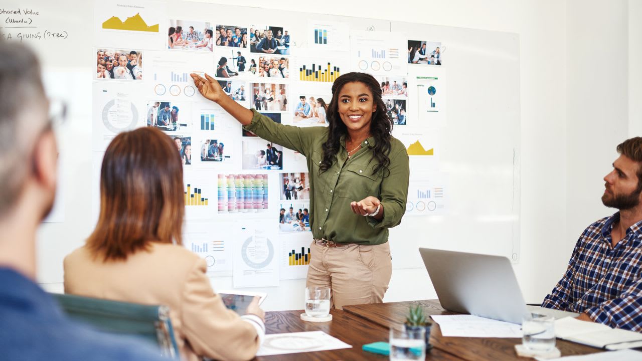 Project manager using the waterfall methodology
